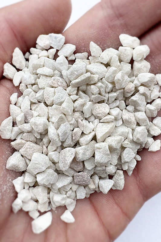 AQUAEL - Dolomite Gravel 2/4 mm. - 2 kg.