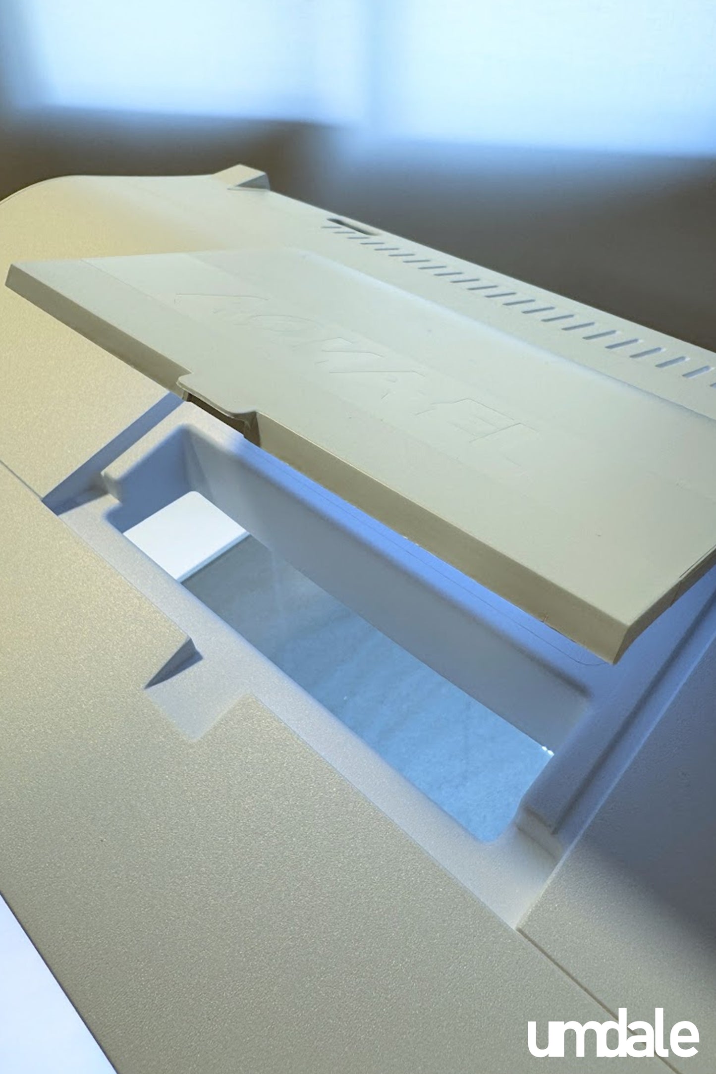 Acuario Kit LEDDY D&N 75 Blanco de 105 litros